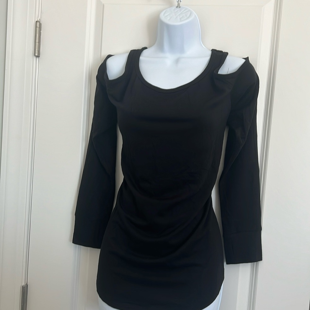 Torrid Active cold shoulder long sleeve sweater